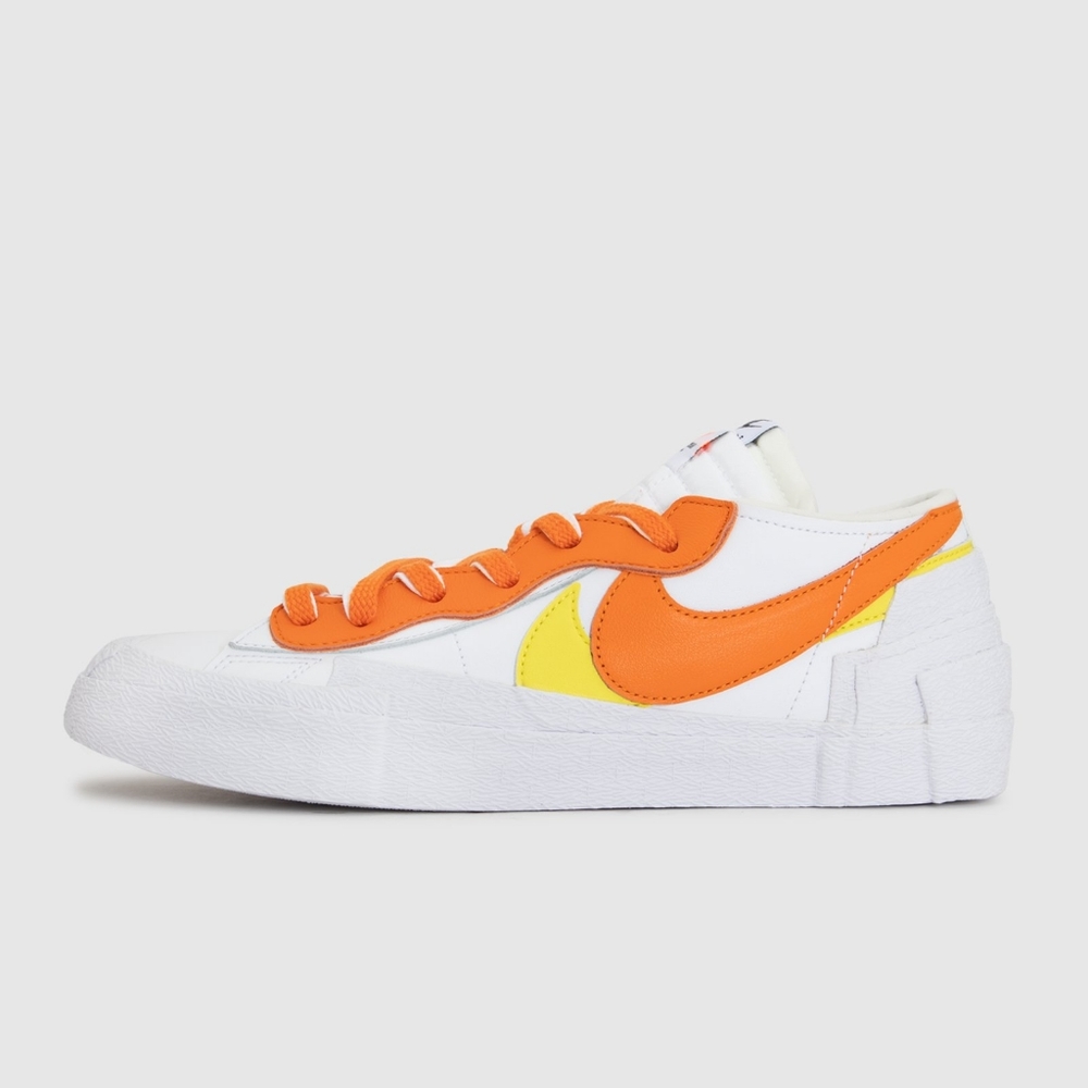 *SOLD* Nike Blazer Low sacai White Magma Orange 8